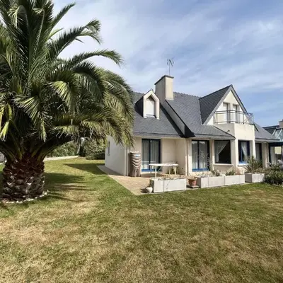 Maison familiale à Fouesnant avec jardin clos