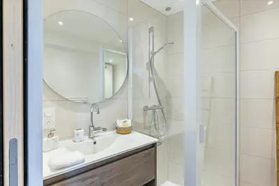 Salle de bains dans l'établissement Sieck - Joli Appartement Vue mer