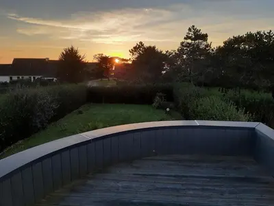 Lever ou coucher de soleil vu de la maison de vacances ou à proximité
