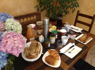 Nourriture dans le B&B/chambre d'hôtes ou à proximité