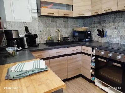 Cuisine ou kitchenette dans l'établissement Moulin de brezal à 20 minute de la mer