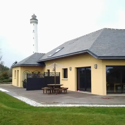 Le Phare de Trézien - Proche plage