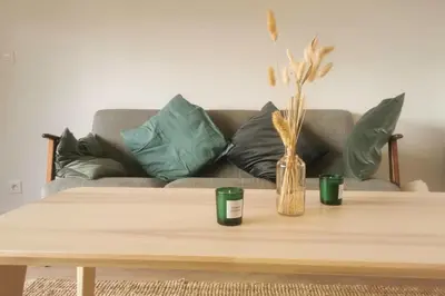 Coin salon dans l'établissement Maison cocooning vue mer à Barnenez