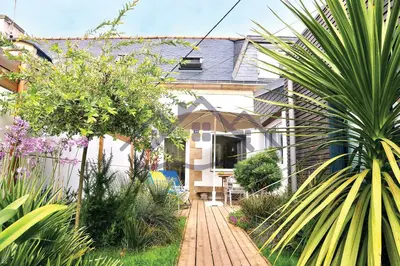 Jardin de l'établissement LocaLise - M20 - La maison des Dunes à 2 pas du centre - Tout à pied, plage, port, centre, commerces marché - Wifi inclus - Linge de lit inclus - Animaux bienvenus
