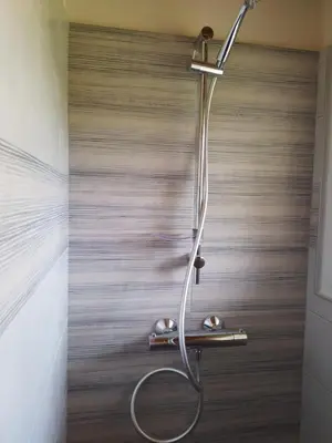 Salle de bains dans l'établissement Ty ar Hezeg