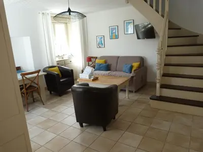 Coin salon dans l'établissement Maison de vacances 3* à 50m de la plage