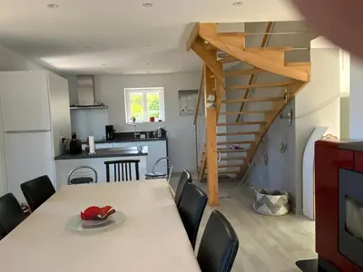 Cuisine ou kitchenette dans l'établissement Magnifique villa face à la plage de Pors Peron