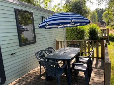 Jardin de l'établissement Mobilhome tout confort M9 domaine de Lanniron
