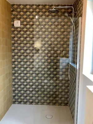 Salle de bains dans l'établissement Les cabines du bout du monde - Cabine Duplex , votre maison de vacances de haut standing à Crozon
