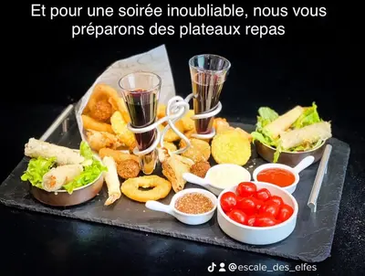 Nourriture dans la tente de luxe ou à proximité