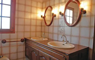 Salle de bains dans l'établissement Holiday Home Menez Rooz - 01
