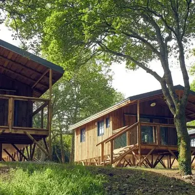 Le Jardin Saint Germain Lodges and Events