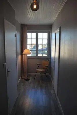 Coin salon dans l'établissement Ty wezenn MAISON à 30 m de la mer, location du samedi au samedi