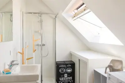 Salle de bains dans l'établissement Vacances entre mer et campagne pour 8