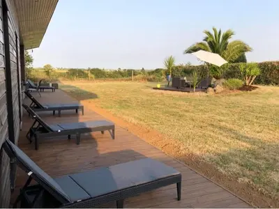 Jardin de l'établissement Villa des 3 chênes