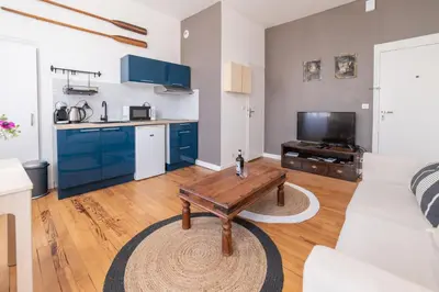 Cuisine ou kitchenette dans l'établissement AR VEAJ