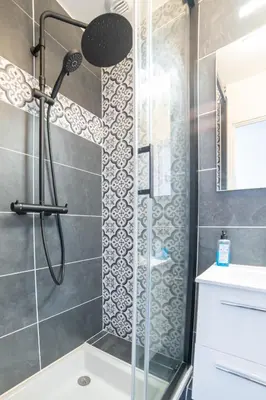 Salle de bains dans l'établissement AR VEAJ