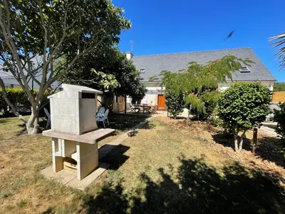 Jardin de l'établissement La Baronnière de Loctudy