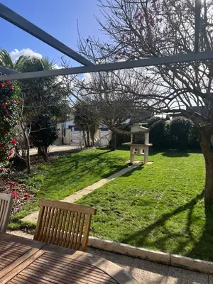 Jardin de l'établissement La Baronnière de Loctudy