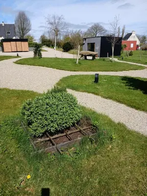 Jardin de l'établissement Au Dolmen de Kerhus 