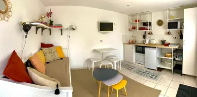 Cuisine ou kitchenette dans l'établissement Ty France