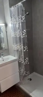 Salle de bains dans l'établissement Le Loriot