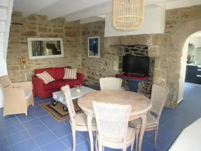 Cuisine ou kitchenette dans l'établissement Holiday Home in Terenez by the Lively Port