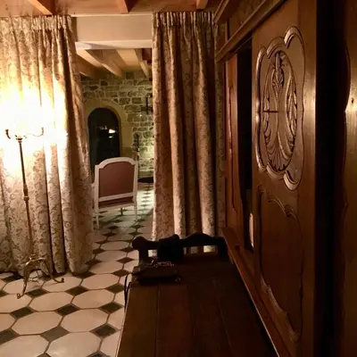 Coin salon dans l'établissement Kael