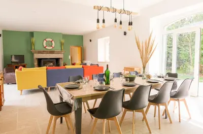 Coin salon dans l'établissement Degemer mat dans cette maison familiale !
