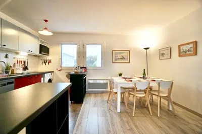 Cuisine ou kitchenette dans l'établissement Le duplex du quai mer