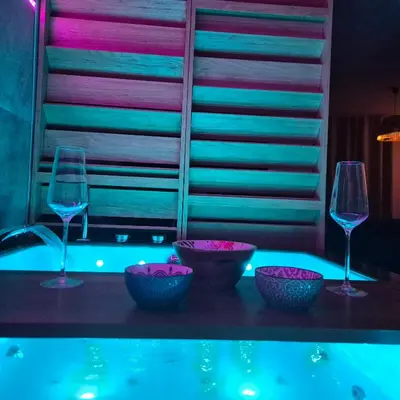 Boissons dans l'établissement LoveRoom La Parenthèse Secrète