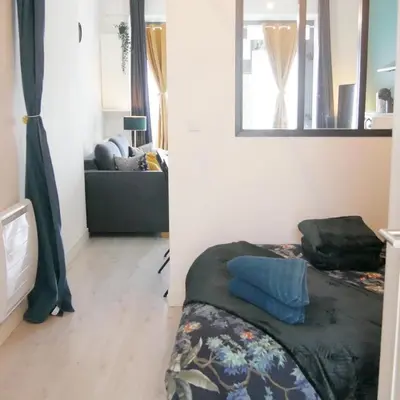 Coin salon dans l'établissement Joli studio dans le centre ville de Brest