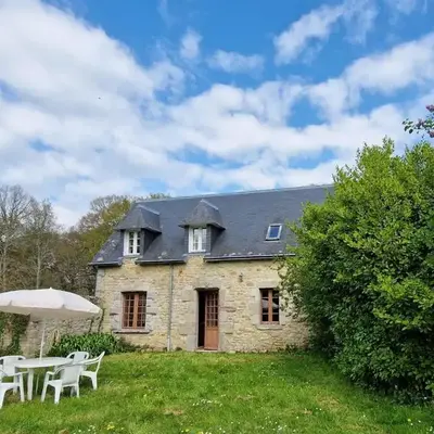 Apartment in Bénodet near Sandy Beaches