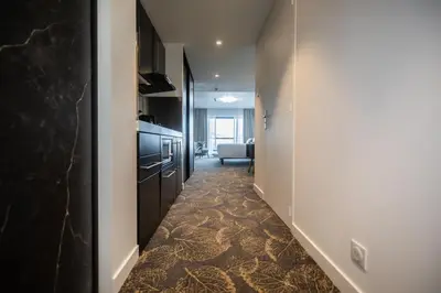 Cuisine ou kitchenette dans l'établissement Le Barracuda & Spa, pieds dans l'eau, vue mer, espace bien-être offert