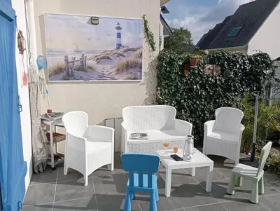 Coin salon dans l'établissement Ty Sterenn e Giulia 700m de la plage de Lodonnec