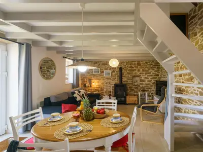 Coin salon dans l'établissement Holiday Home La petite Iroise by Interhome