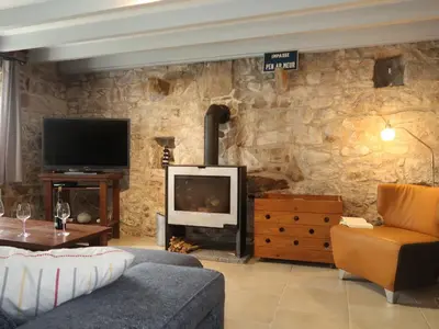 Télévision ou salle de divertissement dans l'établissement Holiday Home L'Iroise by Interhome