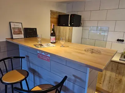 Cuisine ou kitchenette dans l'établissement Gîte Kerlosvézan - 2 personnes - 5mn Mer - GR34 - V45