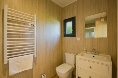Salle de bains dans l'établissement La Closerie, Chambres d'hôtes