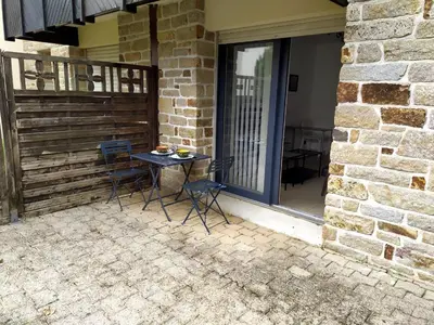 Terrasse ou espace extérieur de l'établissement Ty Cocoon- Appartement avec terrasse et parking privé