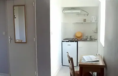 Cuisine ou kitchenette dans l'établissement LE RUN AR MOR 22