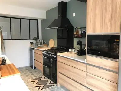 Cuisine ou kitchenette dans l'établissement Ty Breizh