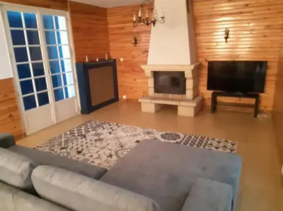 Coin salon dans l'établissement Maison bord de mer
