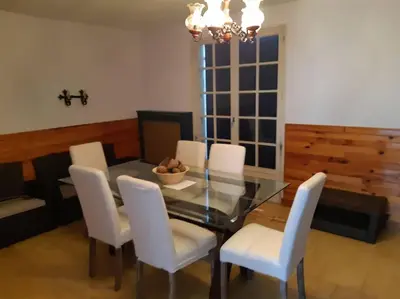 Coin salon dans l'établissement Maison bord de mer