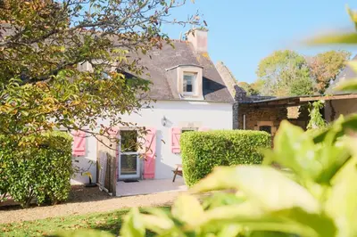 Jardin de l'établissement Les Gîtes du Vallon du Trunvel