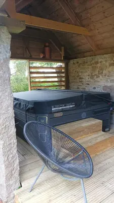 Plan de l'établissement Gîte - Les Pivoines - Les Jardins de Kerellec - 20min de la mer 4 à 6 personnes terrasse jacuzzi
