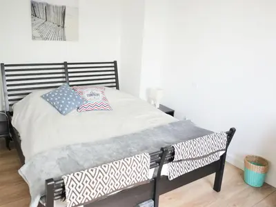 Un ou plusieurs lits dans un hébergement de l'établissement Holiday Home in Locquirec by 7 Beaches