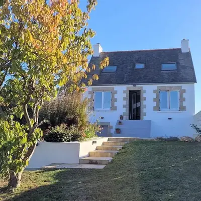 Holiday Home in Locquirec by 7 Beaches