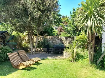 Jardin de l'établissement PENINSULAR HOUSE