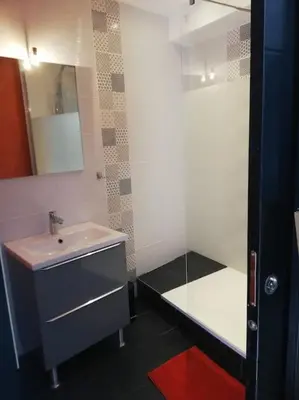 Salle de bains dans l'établissement Le charmant port de Morlaix à votre porte !